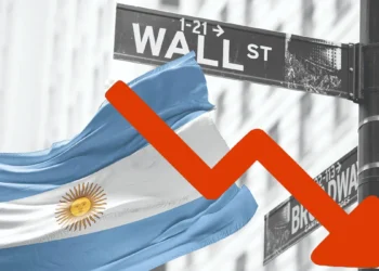 Mercados en negativa: acciones argentinas sufren caídas y aumenta el riesgo país tras turbulencias en Wall Street