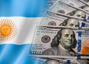 El dólar experimenta un incremento cercano al 5% en junio: causas de la subida y proyecciones futuras