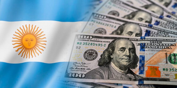 El dólar experimenta un incremento cercano al 5% en junio: causas de la subida y proyecciones futuras