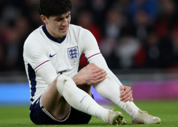 Inglaterra enfrenta un contratiempo: el lateral Tino Livramento se perderá el Mundial por lesión