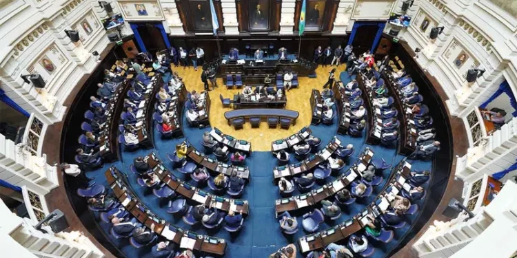 El Gobierno enfría el proyecto estilo “shutdown” de EE.UU. y concentra fuerzas en la reforma del BCRA
