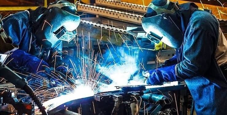 Perspectivas del sector metalúrgico ante el escenario inflacionario de la segunda mitad de 2026
