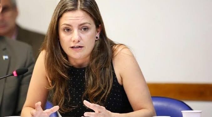 Ejes de tensión: El impacto de la política exterior en la soberanía industrial