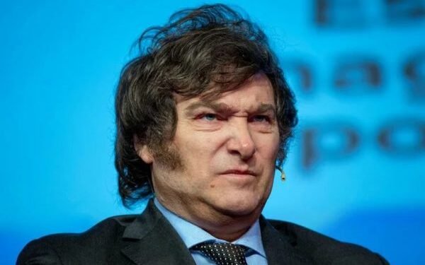 Un sondeo revela que el 62,8% de la población desaprueba la gestión de Javier Milei