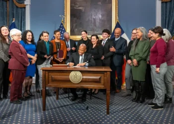 Aprobación de la Ley de Protección al Inquilino en Nueva York