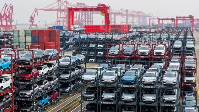 La industria manufacturera de China experimenta una caída en julio por primera vez desde febrero