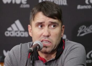 Coudet analiza la situación en River: ‘Necesitamos 4 refuerzos’ y ‘es uno de los momentos más difíciles’