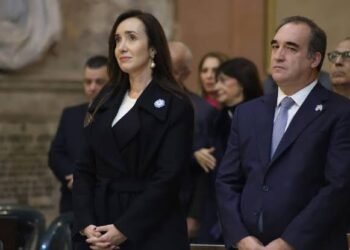 Villarruel en misa: Un gesto institucional en plena ruptura con la Casa Rosada