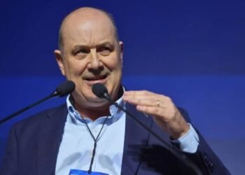 Exportaciones sin fronteras: El Gobierno reglamenta la salida de productos por Correo Oficial