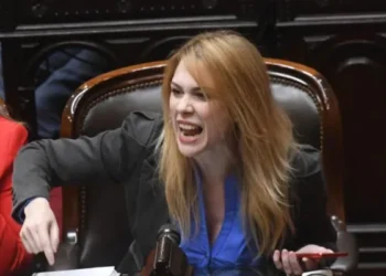 Soberanía en debate: Lemoine arremete contra el kirchnerismo mientras crece el rechazo opositor a la Ley de Tierras