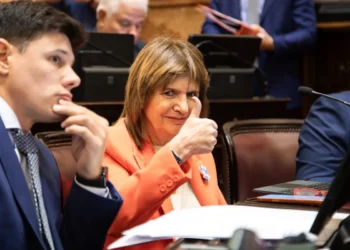 Conflictos internos y decepciones: el oficialismo tras la fallida sesión por la Ley de Tierras