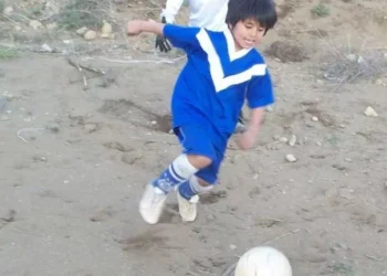 Claudio Ñancufil, el joven talento del fútbol que dejó su huella en Europa y regresó a Bariloche