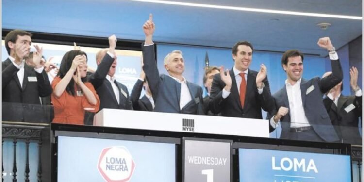 El nuevo propietario de Loma Negra conmemora el centenario de la cementera en Wall Street y anticipa un repunte en la construcción