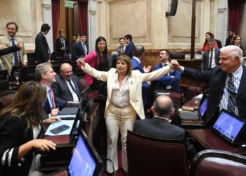 La oposición busca presentar su agenda en el Congreso y diferenciarse de Javier Milei