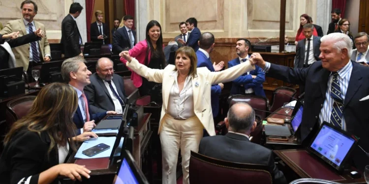 La oposición busca presentar su agenda en el Congreso y diferenciarse de Javier Milei