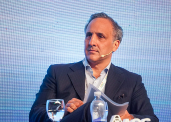Marcos Bulgheroni, CEO de PAE, enfatiza su interés en producir biocombustibles para exportación, a la espera de una ley del Congreso