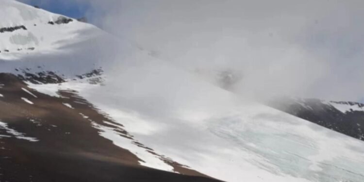 Alerta naranja y amarilla por frío extremo, vientos y nevadas para este miércoles 12 de agosto