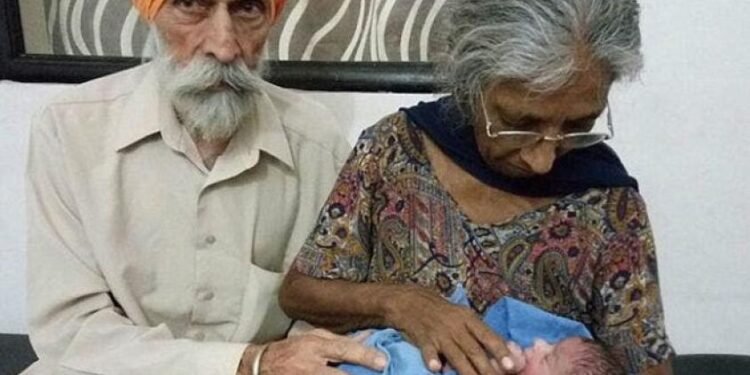 Una mujer alcanza la maternidad a los 62 años, estableciendo un nuevo récord en Argentina