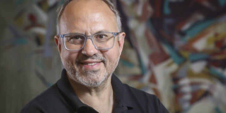 Diego Valenzuela lanza un “semáforo fiscal” para evaluar tasas en municipios bonaerenses