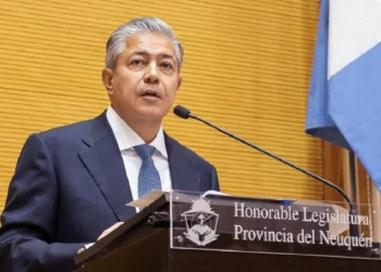 Figueroa apoya la reforma de la Carta Orgánica del BCRA y advierte sobre el financiamiento del déficit