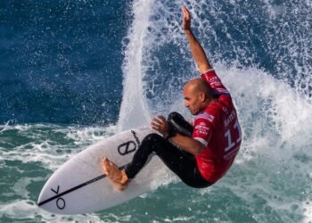 Kelly Slater a los 54 años: así se entrena y alimenta para seguir compitiendo