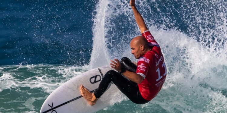 Kelly Slater a los 54 años: así se entrena y alimenta para seguir compitiendo