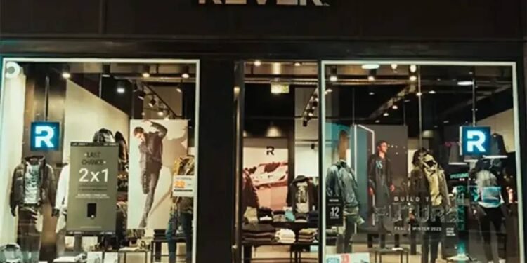 Una firma de indumentaria con 40 años de trayectoria se acogió a un concurso preventivo con deudas que superan los $7.000 millones