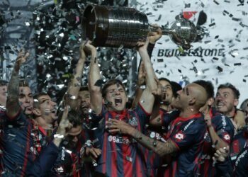 A los 38 años, Julio Buffarini se une a una liga semiprofesional en Andorra tras una exitosa carrera