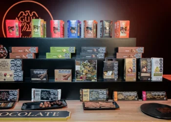 Arcor presenta una nueva línea de chocolatería fina bajo la marca Aguila