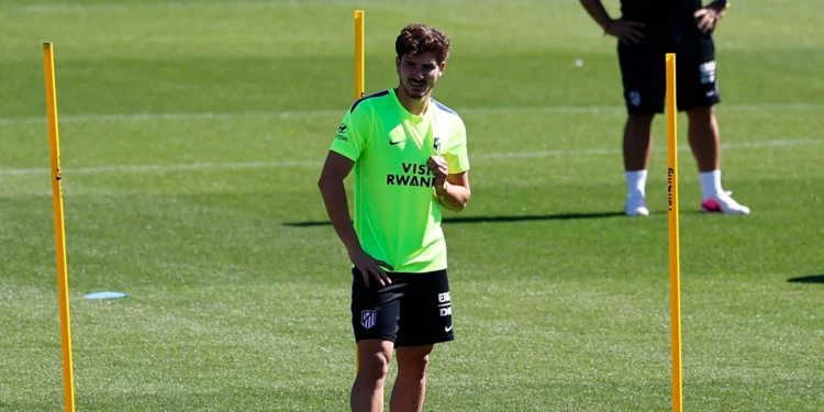 Julián Alvarez se reincorpora al entrenamiento con Atlético de Madrid: el respaldo de Simeone y Romero a su lado