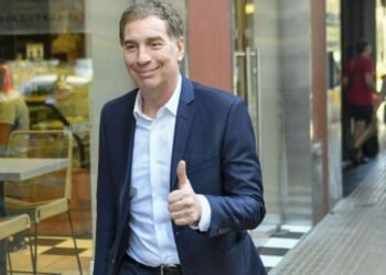 Santilli se reúne con gobernadores del Centro para avanzar en la reforma energética