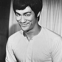 Bruce Lee: “No reces por una vida sencilla, reza por la fortaleza de resistir una vida difícil”