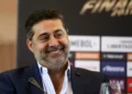 La contienda política en Boca se intensifica: Angelici se inclina por su candidato y Riquelme busca el apoyo de los socios