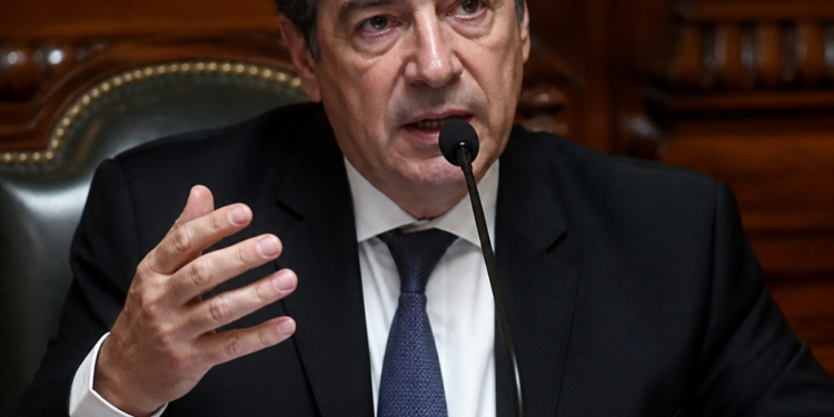 Horacio Rosatti instó a buscar ‘respuestas propias’ en el contexto de la Inteligencia Artificial