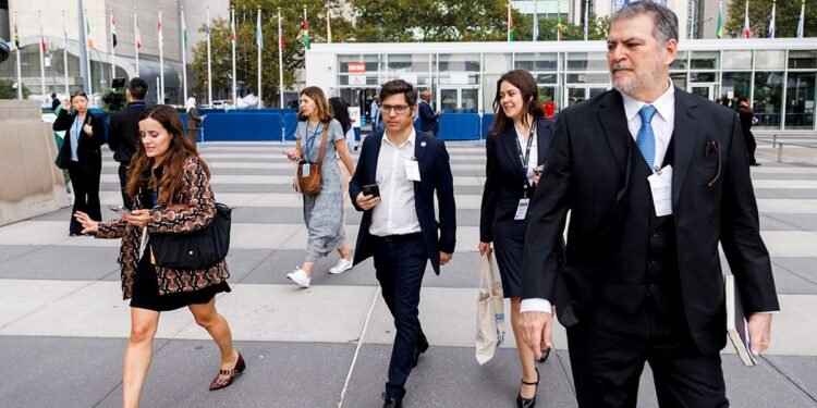 Kicillof promueve lazos financieros en Nueva York con fondos y empresarios