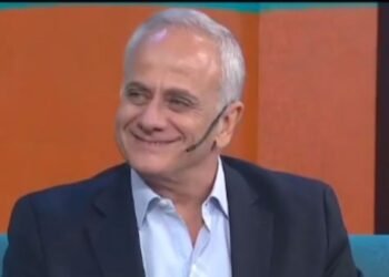 Los efectos del estrés crónico en el cuerpo, según un cardiólogo experto en longevidad