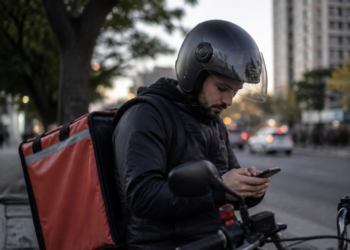 El cuentapropismo en aplicaciones se incrementó hasta un 30% en un año, revelando una nueva dimensión del empleo en el país