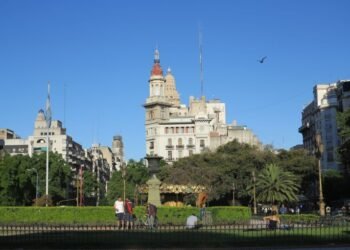 Alerta amarilla por vientos intensos para este jueves 1° de octubre en varias provincias