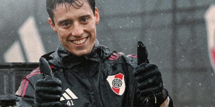 Fiorentina y River inician negociaciones por Santiago Beltrán
