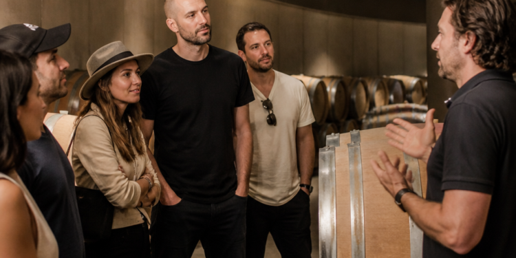 Las vacaciones de Manu Ginóbili en Mendoza: un recorrido entre amigos y bodegas