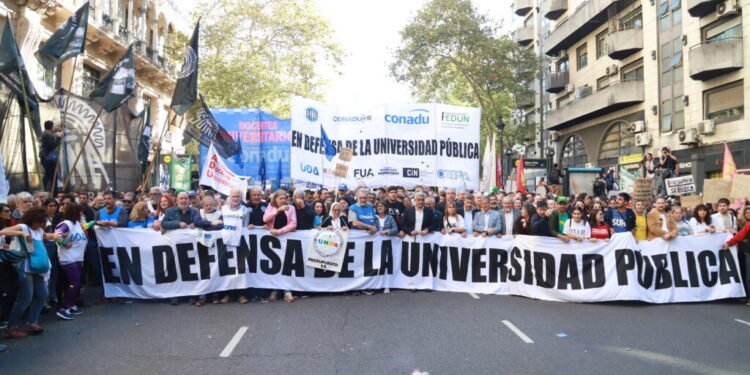 Protesta Universitaria: la UBA exige la identificación de los responsables y el cumplimiento del financiamiento