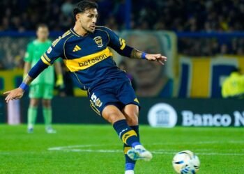 Boca pone en juego su semestre en Río: Paredes será titular ante Vasco da Gama arriesgando su estado físico