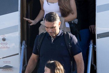 En 48 horas, la Justicia archivó la denuncia por la salida de Flávio Bolsonaro de Argentina, pero sigue investigando el uso de recursos del Estado